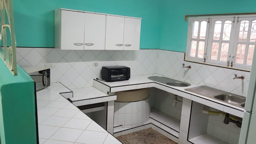 Se vende casa en Holguin Cuba Casa# 689