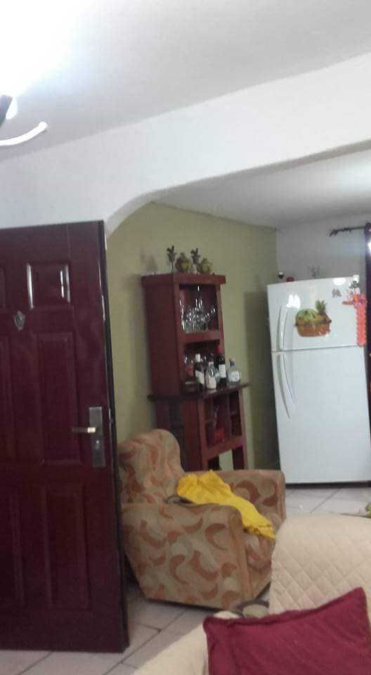 Casa con Piscina, Arroyo Naranjo