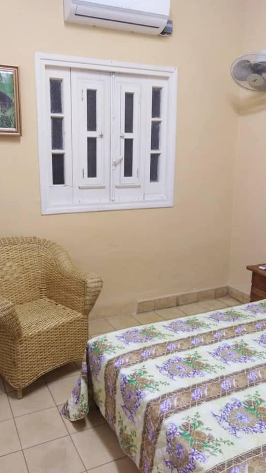 Casa Puerta a Calle